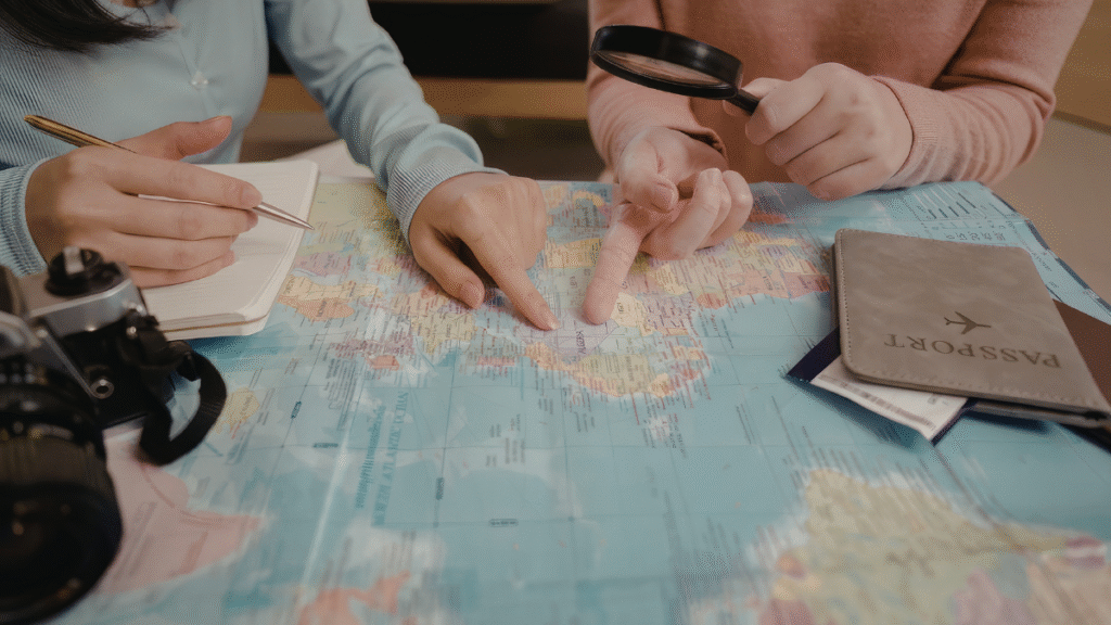 Como viajar de forma econômica depois dos 50 anos