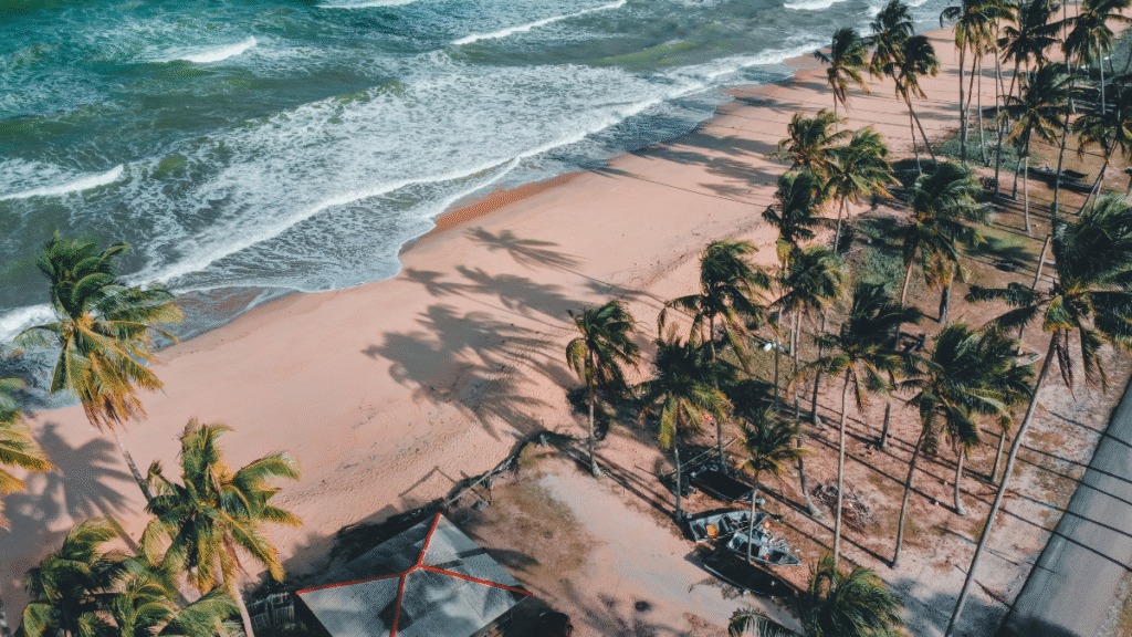 Praias tranquilas para aposentados em 2025